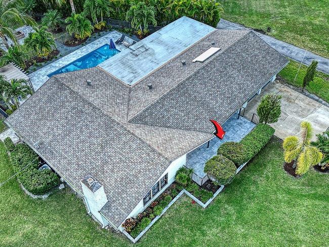 Building Photo - 10962 57th Pl S