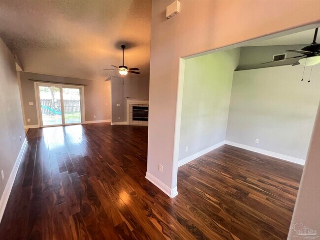 Building Photo - 7951 Amethyst Dr