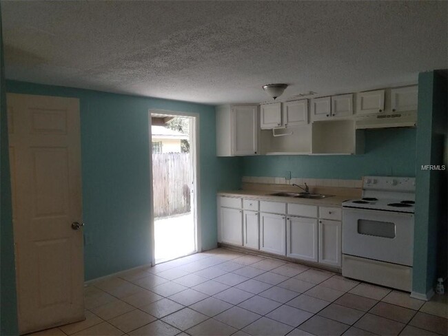 Lots of kitchen space. - 1604 E Nome St