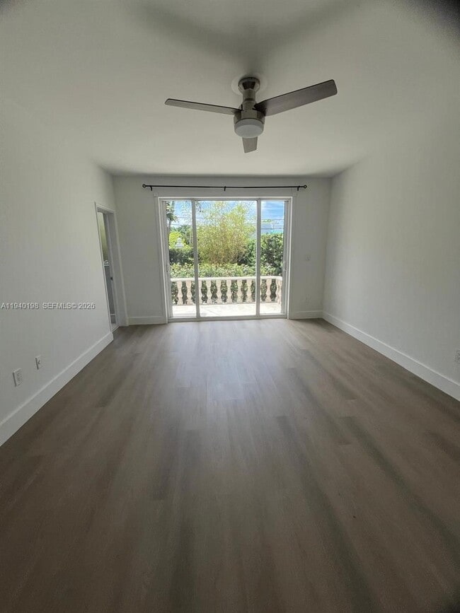 Building Photo - 3921 Meridian Ave