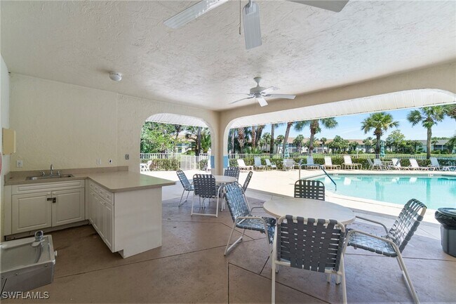 Building Photo - 452 Belina Dr