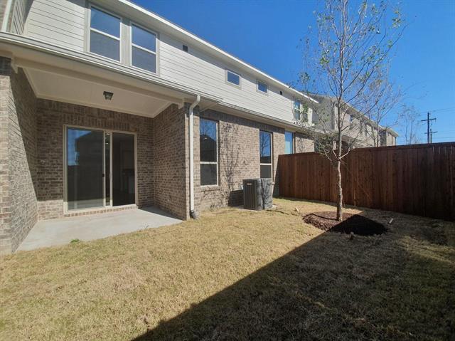 Building Photo - 8286 Primrose Wy