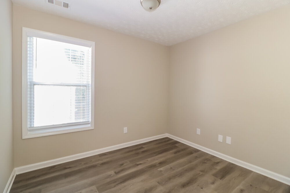 Building Photo - 615 Chantress Ct