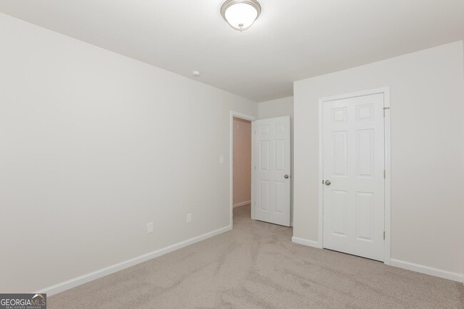 Building Photo - 4709 Autumn Rose Trail