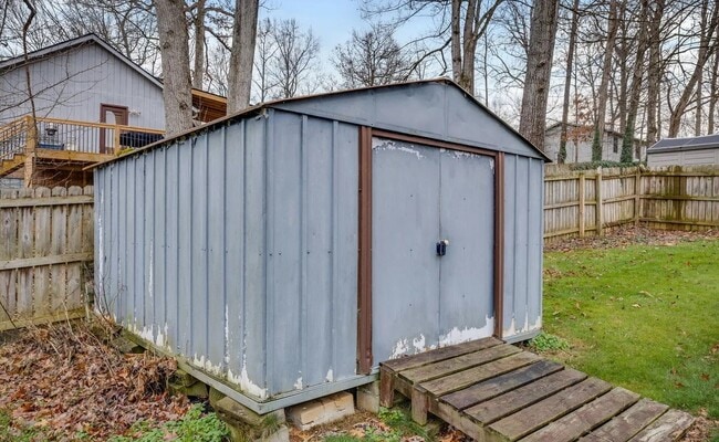 Building Photo - 1813 Todd Dr