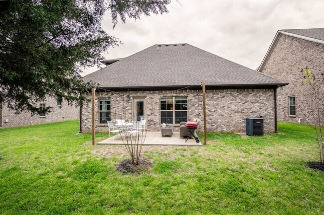 Building Photo - 5322 Honeybee Dr