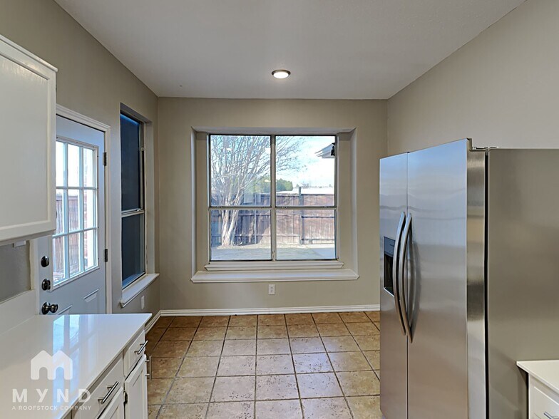 Building Photo - 2341 Baretta Dr