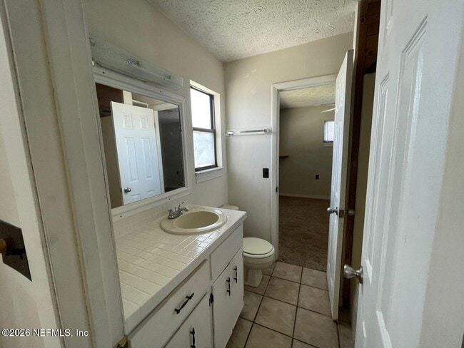 Building Photo - 231 Hopkins St