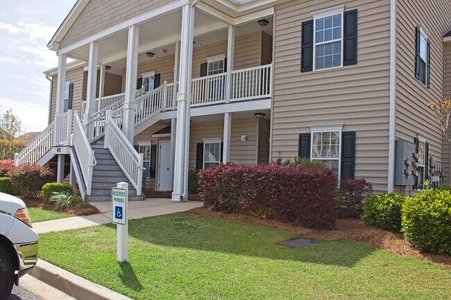 Building Photo - 401 Mahogany Dr