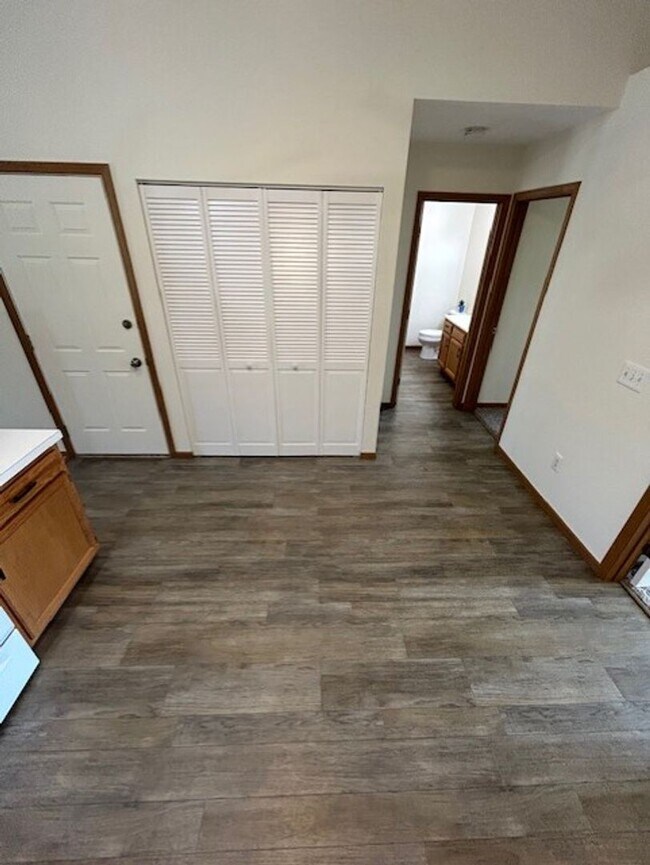 Building Photo - Updated Ranch with 2 Bedrooms, 1 Bath, and 1-Car Attached Garage in Troy, Ohio - Your Perfect Hom...