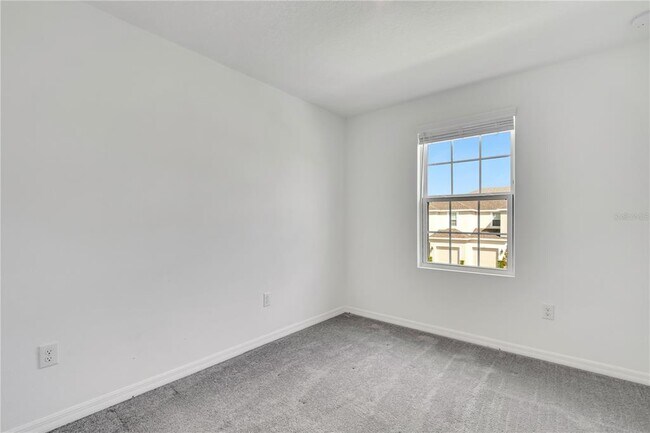 Building Photo - 6313 Willowside St