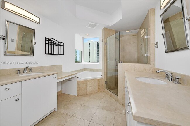 Building Photo - 19400 Turnberry Way