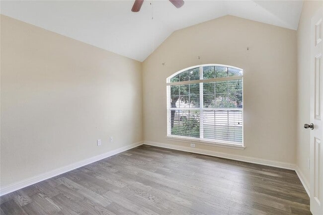 Building Photo - 3608 Glastonbury Trail