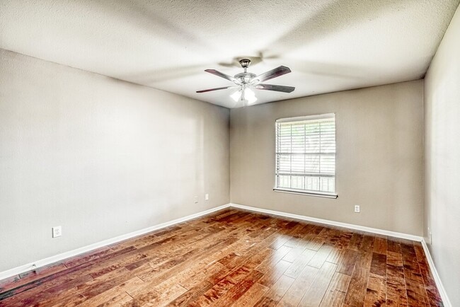 Building Photo - 3502 Wheatmeadow Ln