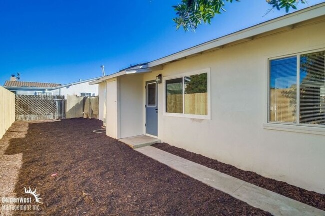 Building Photo - Fully Remodeled 3Bdm 2Ba Home in the Heart of Serra Mesa!