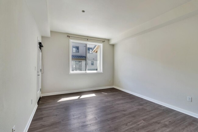 Building Photo - 2925 Glascock St