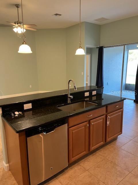 Building Photo - 5827 Tarleton Way