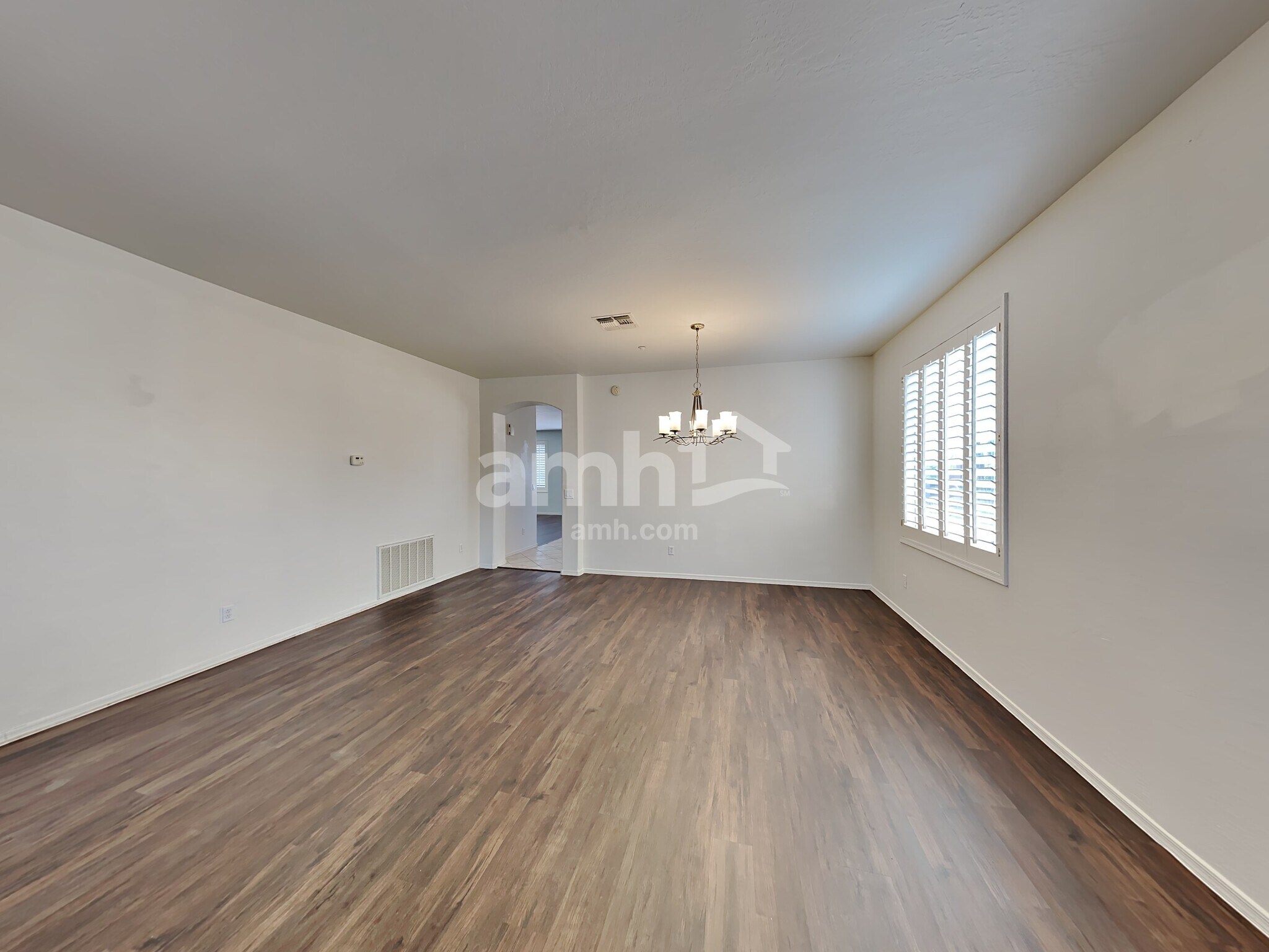 Building Photo - 6829 W Yearling Rd