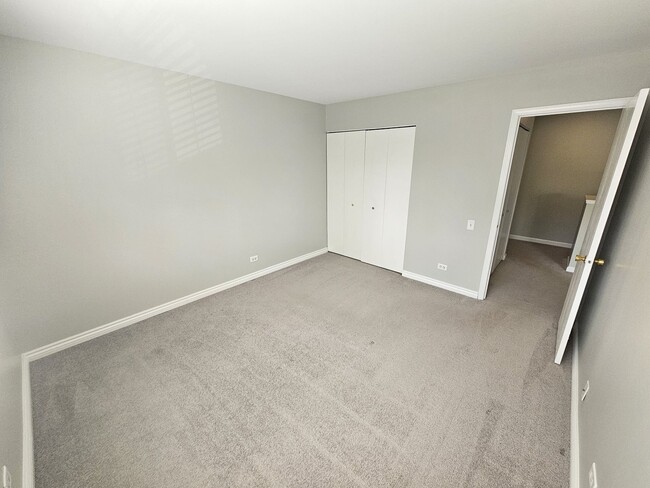 Building Photo - 1352 Normantown Rd
