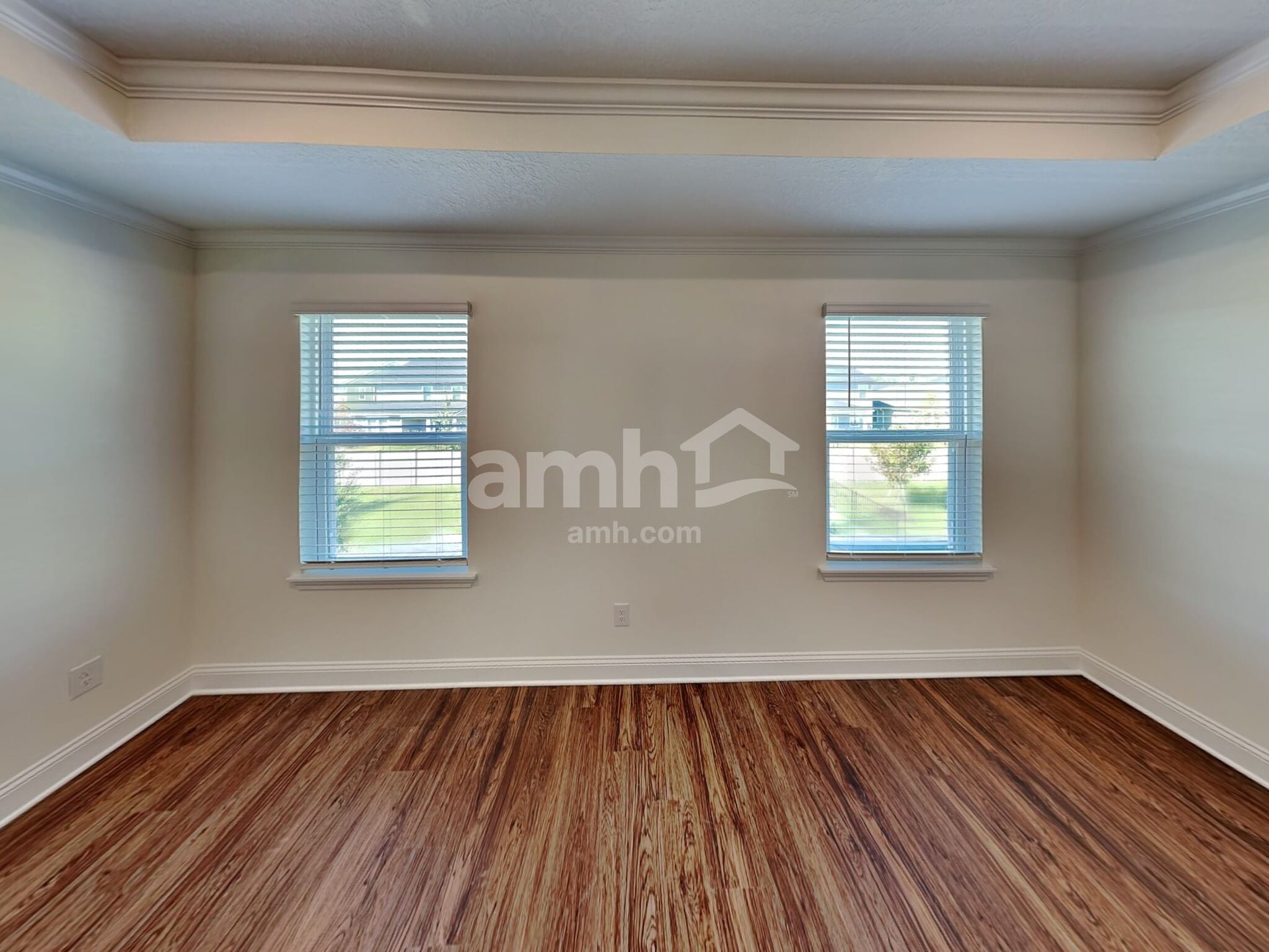 Building Photo - 210 Onate Cir