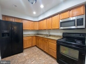 Building Photo - 4220 Powelton Ave