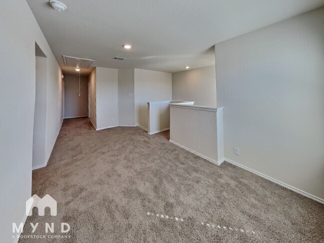 Building Photo - 918 Andean Emerald