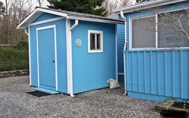 Building Photo - 4751 Birch Bay Lynden Rd