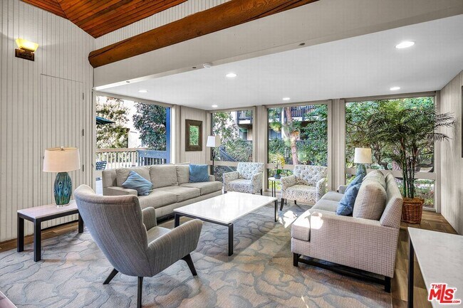 Building Photo - 5119 Raintree Cir