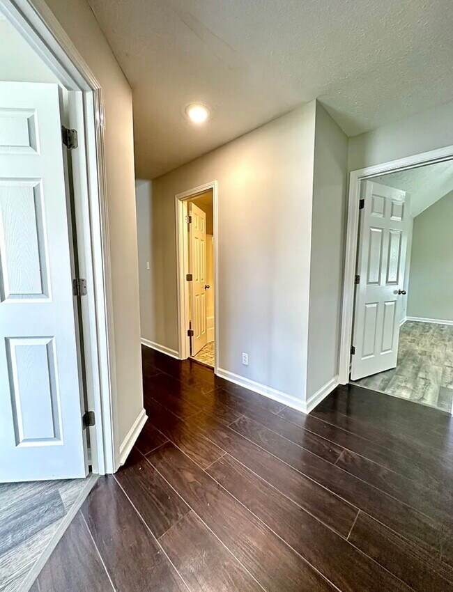 Building Photo - 1641 Cedar Springs Cir