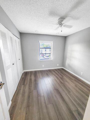 Building Photo - 7535 S Oriole Blvd