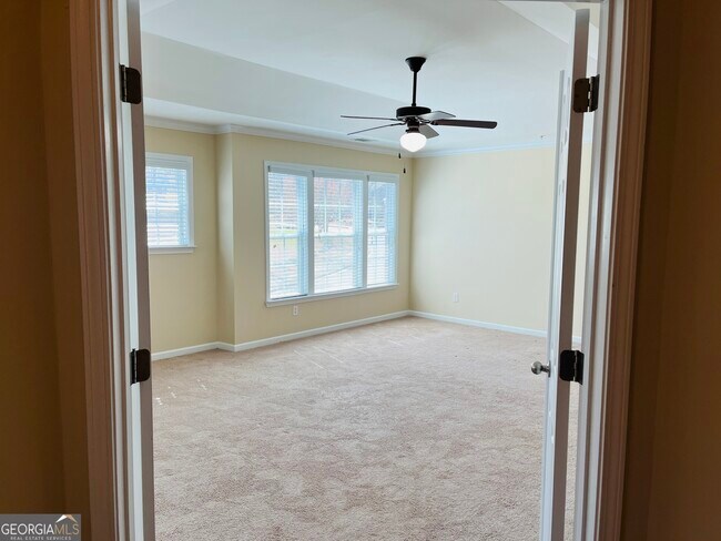 Building Photo - 39 Tahoe Dr