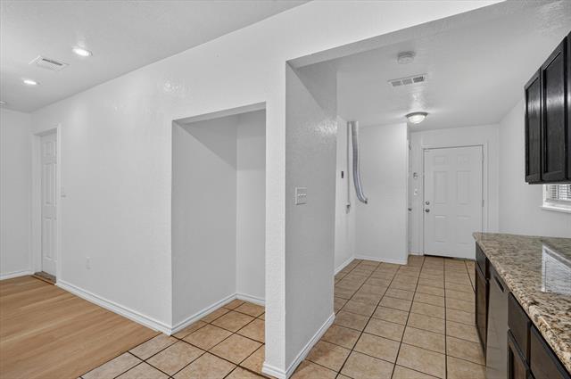 Building Photo - 5301 Scoggins St