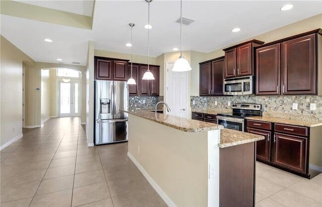 Building Photo - SE Cape Coral Single Family Home