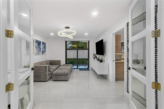 Building Photo - 6381 Via Rosa