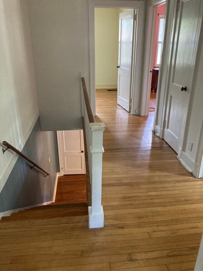 Building Photo - Beautiful 3 Bedroom 1 Condo in Midcity ready to Move-in