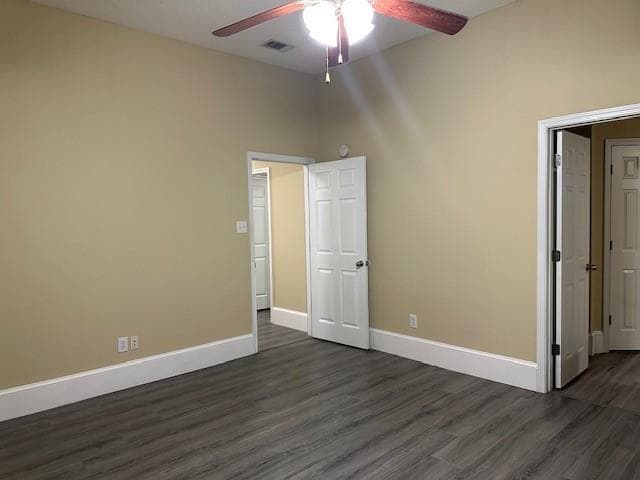 Building Photo - 2166 Spring Grove E