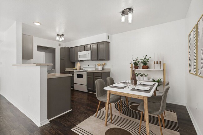 Interior Photo - Welcome to Stone Creek!