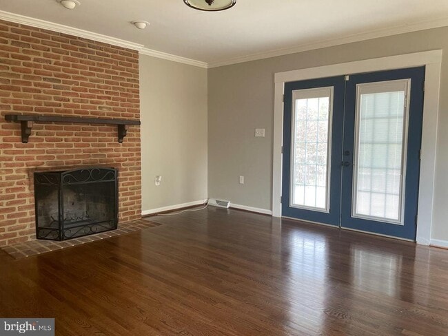 Building Photo - 332 Parkway St