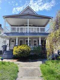 Building Photo - 1450 E 110th St