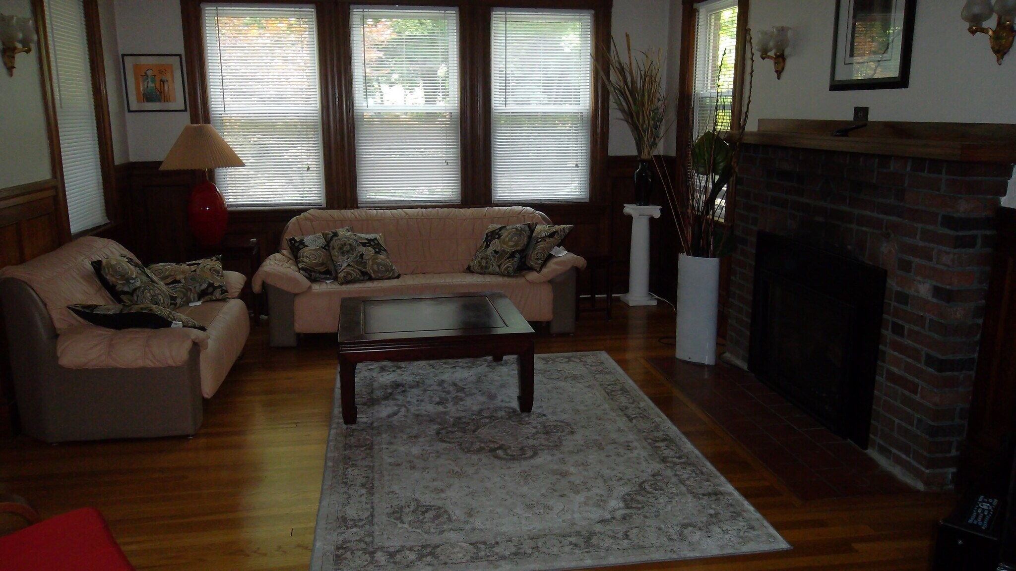 Building Photo - 33 Greycliff Rd