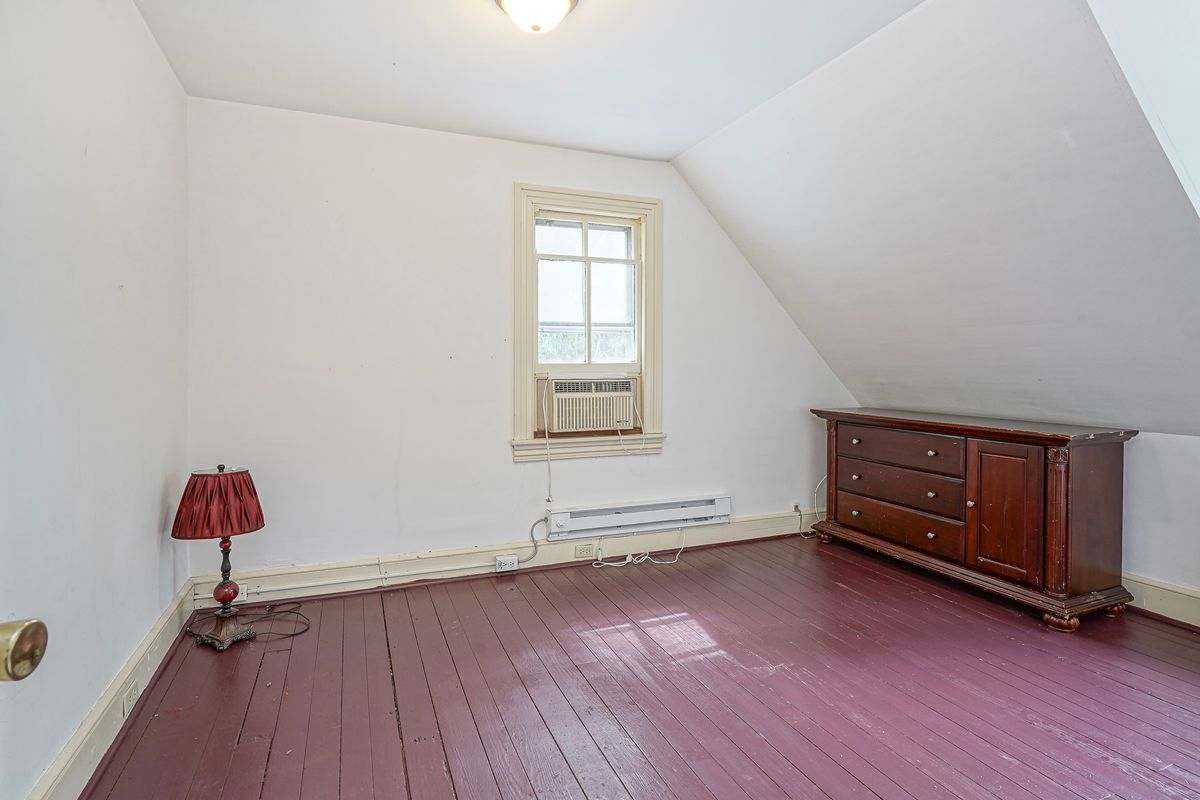 Building Photo - 315 Chestnut St