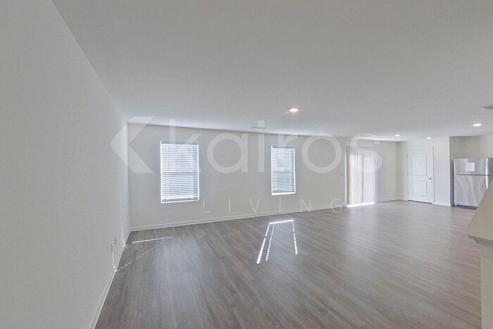 Building Photo - 112 Flat Rock Ml Trl