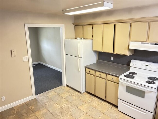 Building Photo - 505 W 1100 N