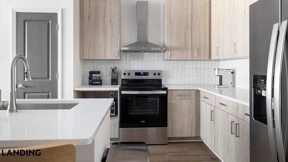 Building Photo - 2800 Milan Ct