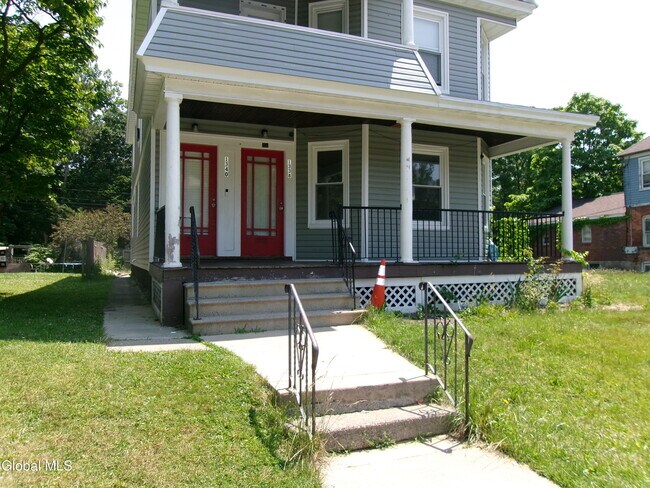 Building Photo - 1338 Parkwood Blvd