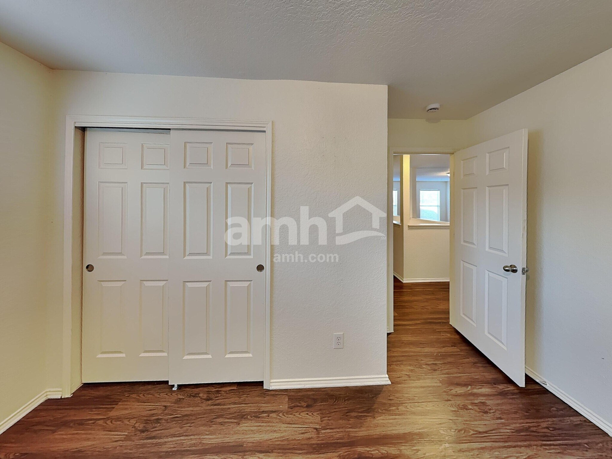 Building Photo - 715 Rodeo Ranch