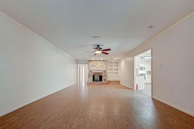 Building Photo - 5507 Enchanted Timbers Dr