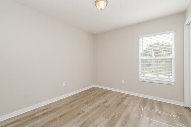 Building Photo - 9243 Wellstone Dr