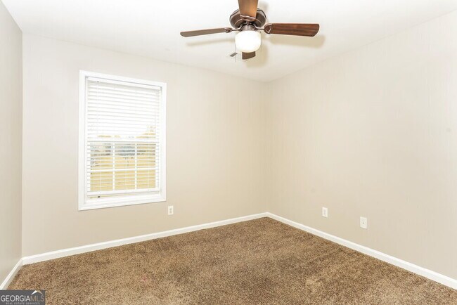 Building Photo - 5102 Redcoat Ln