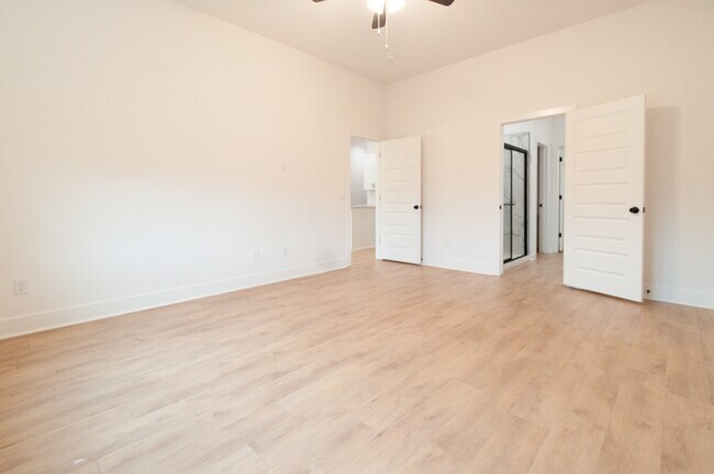 Building Photo - 453 W Gosling Isle
